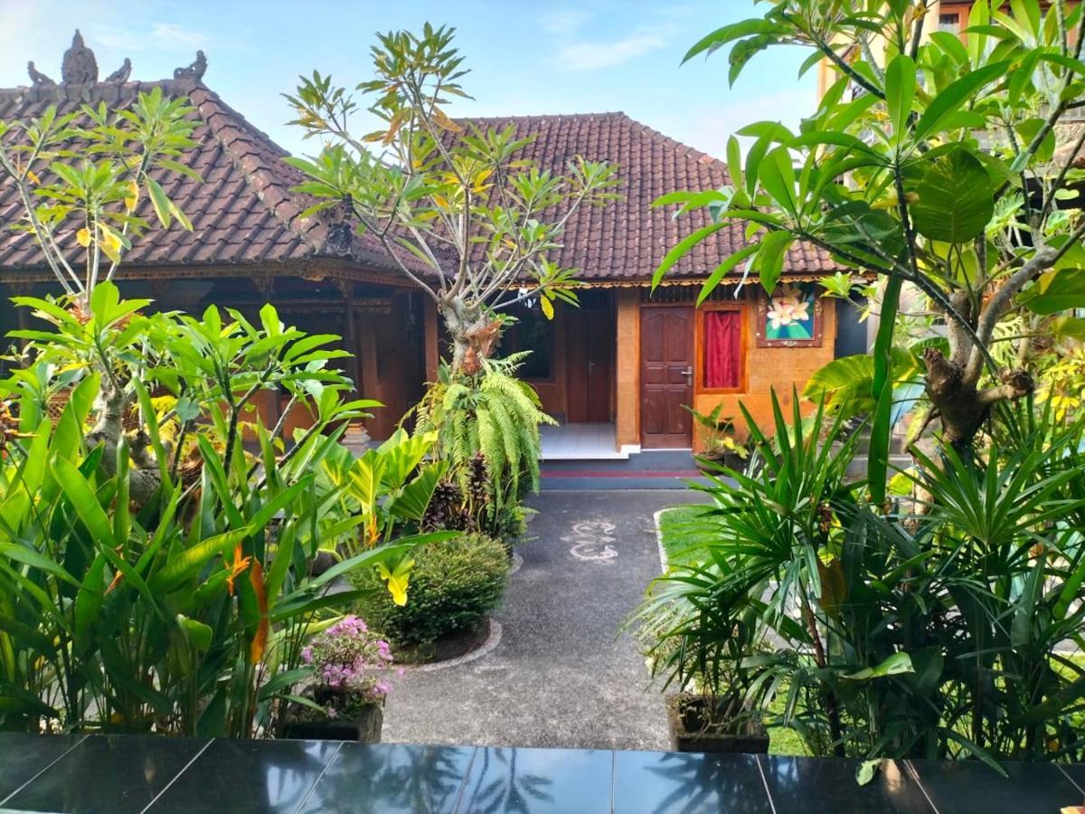 Ojek'S Homestay Ubud  Ngoại thất bức ảnh