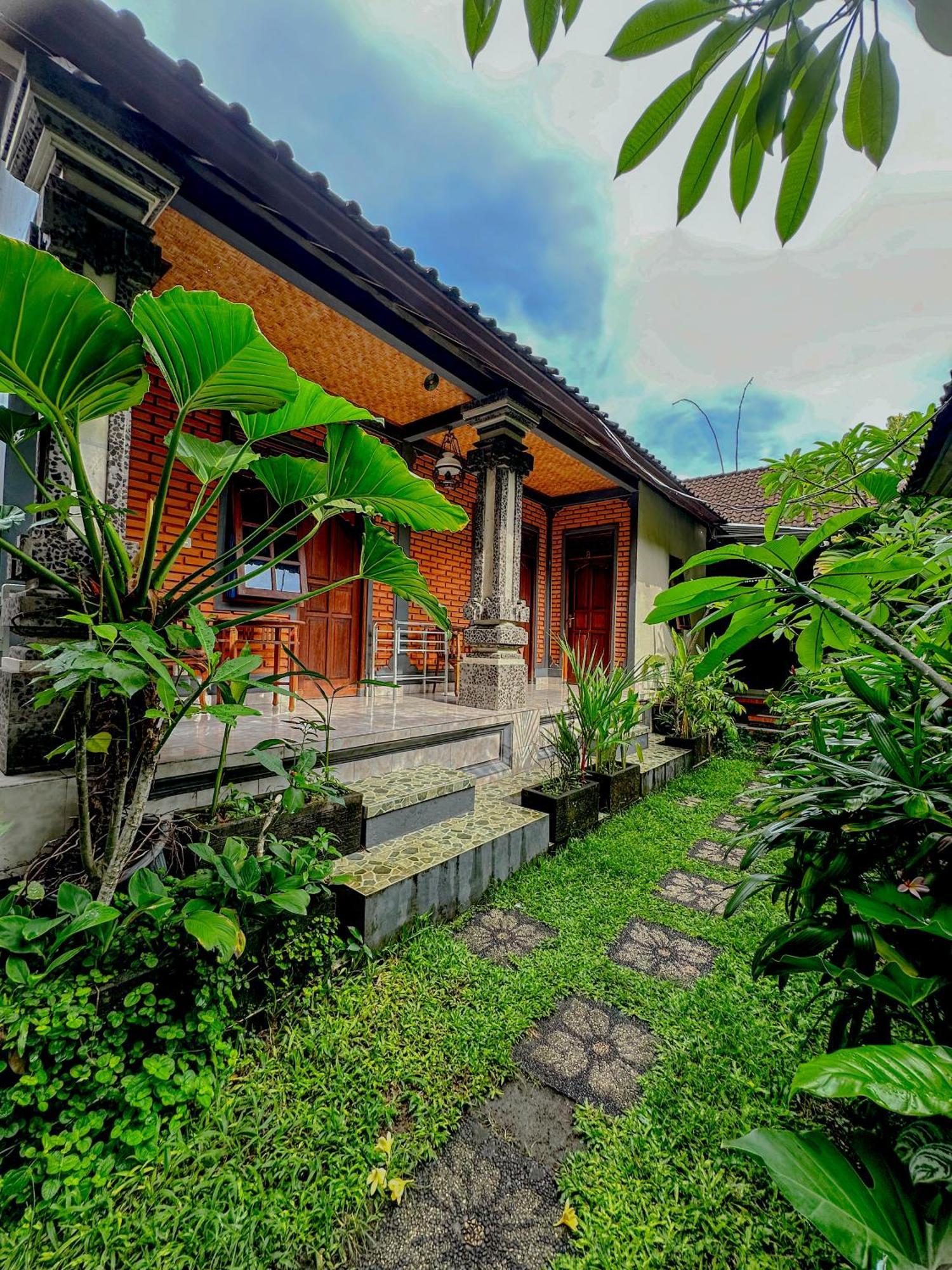 Ojek'S Homestay Ubud  Ngoại thất bức ảnh